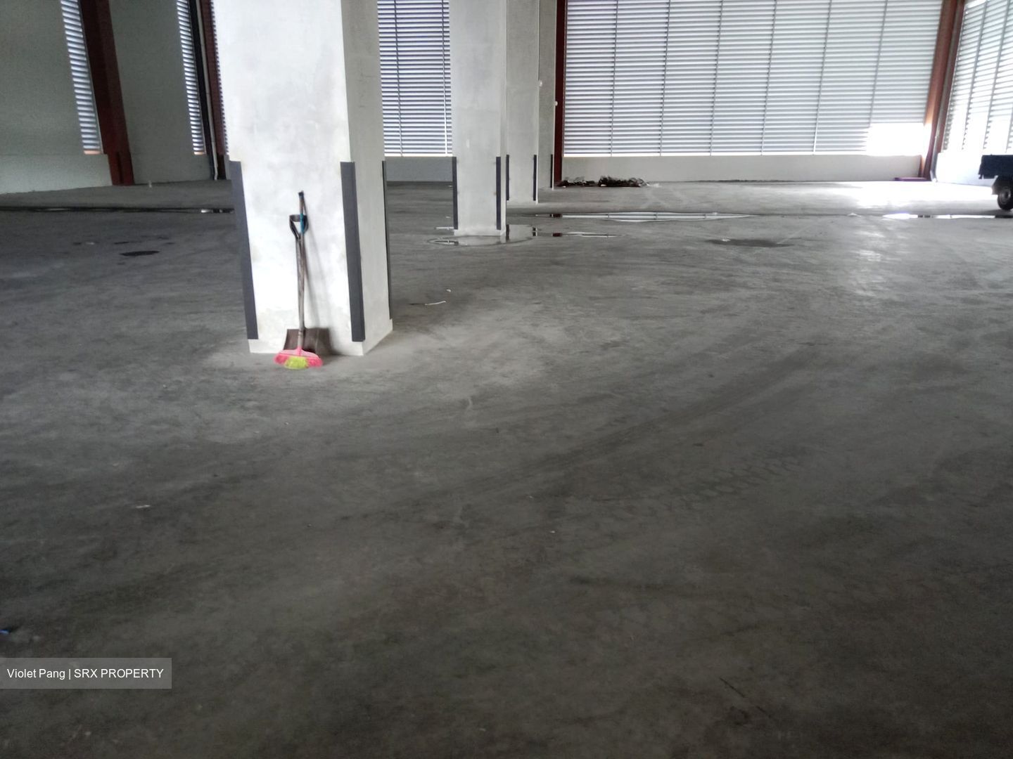 Jurong Port Road (D22), Warehouse #437862431